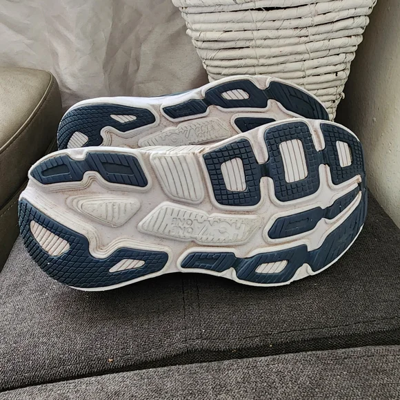 Hoka One on One Womens Bondi  Gray Running Shoes Sneakers Size 6w - Picture 5 of 6